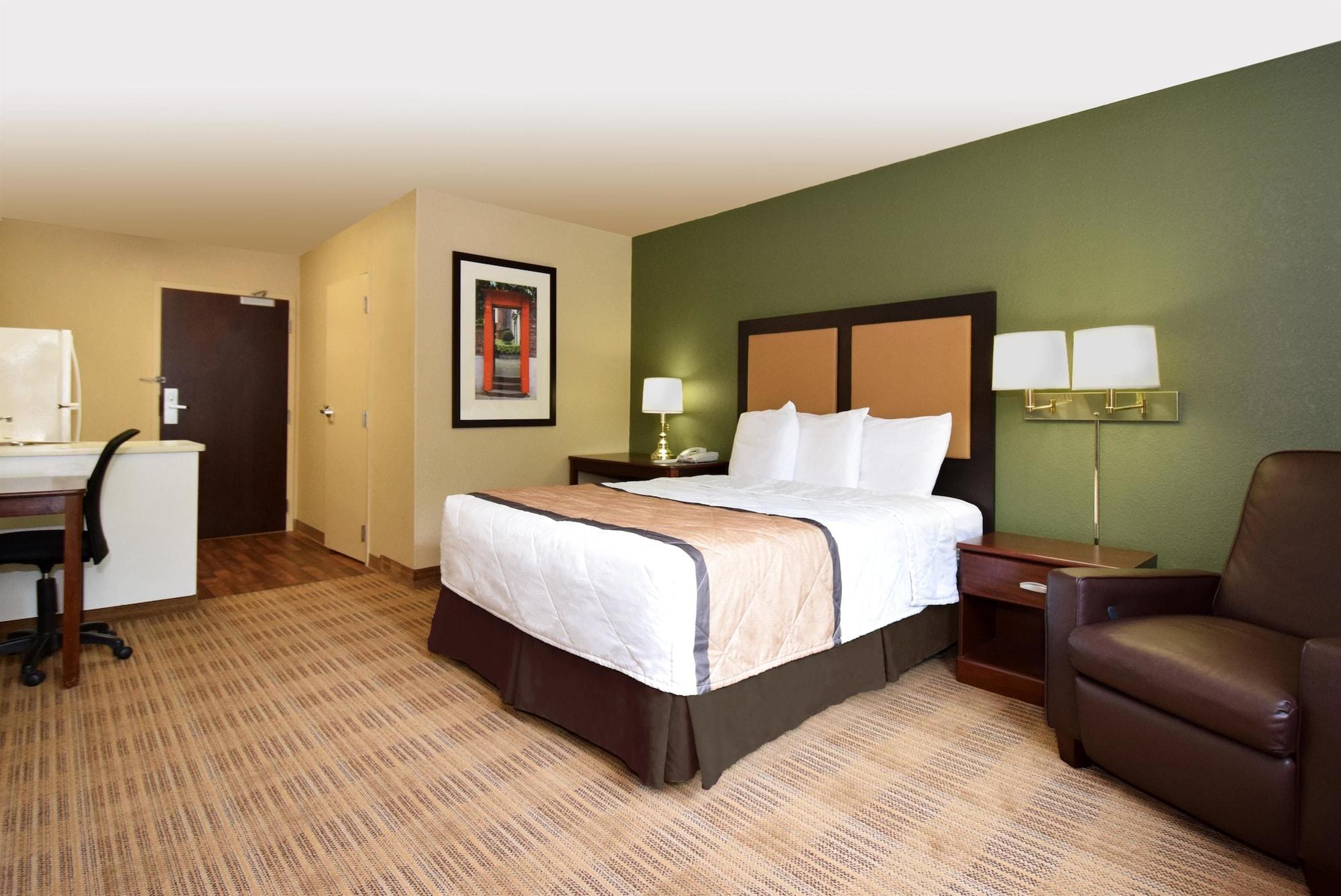 Sonesta Simply Suites Lansing Exterior foto