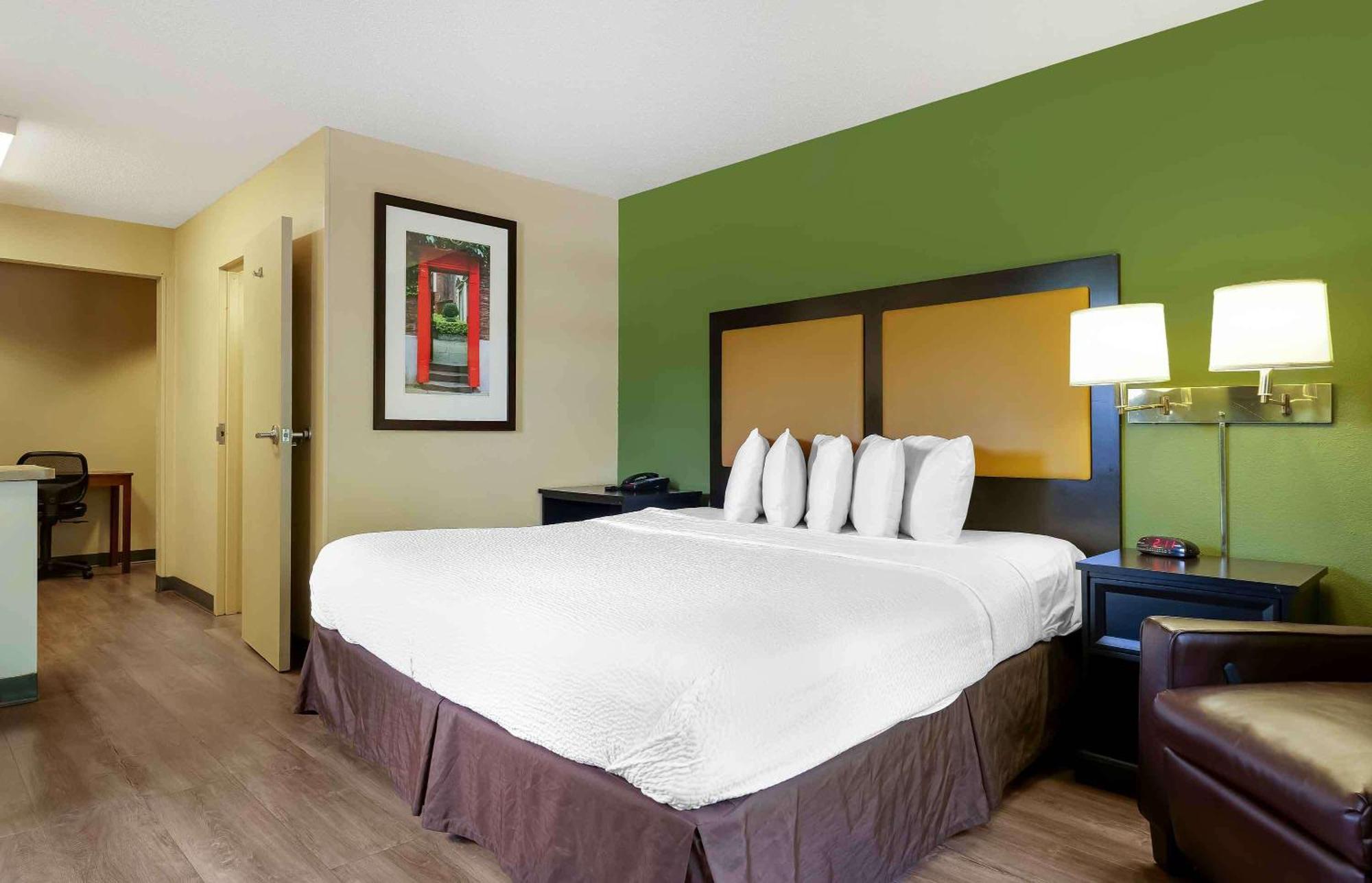 Sonesta Simply Suites Lansing Exterior foto