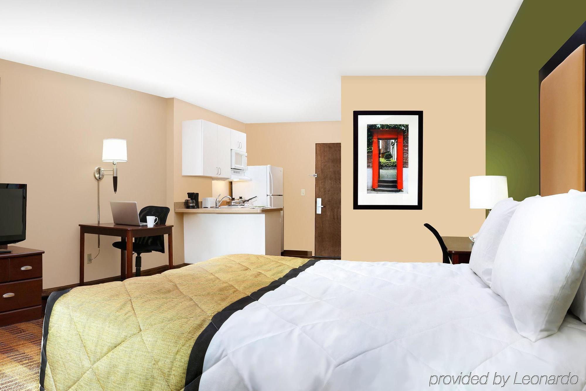 Sonesta Simply Suites Lansing Exterior foto