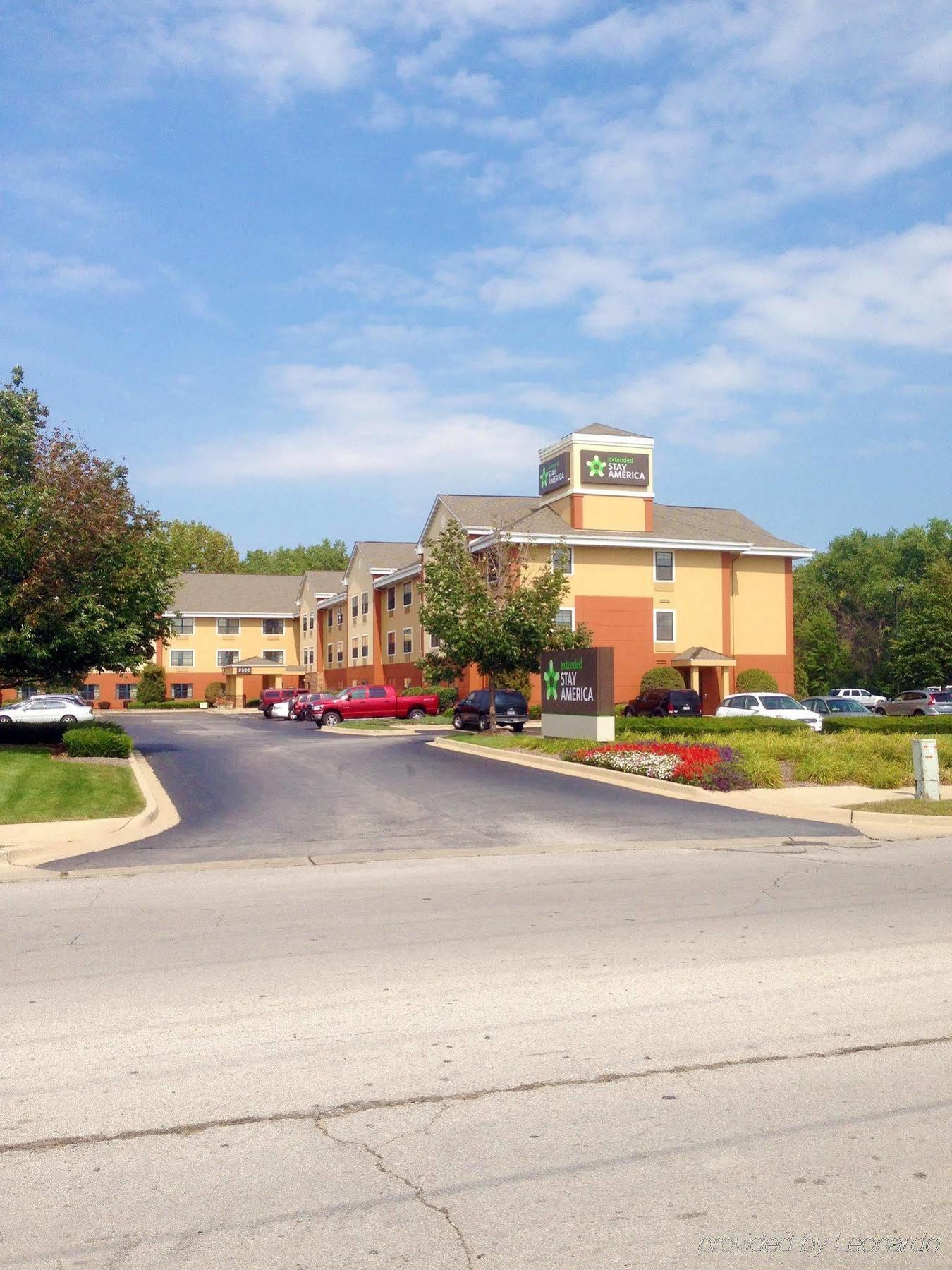 Sonesta Simply Suites Lansing Exterior foto